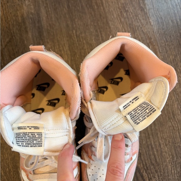 Nike Women’s Dunk High 1985 Arctic Orange - Picture 3 of 7